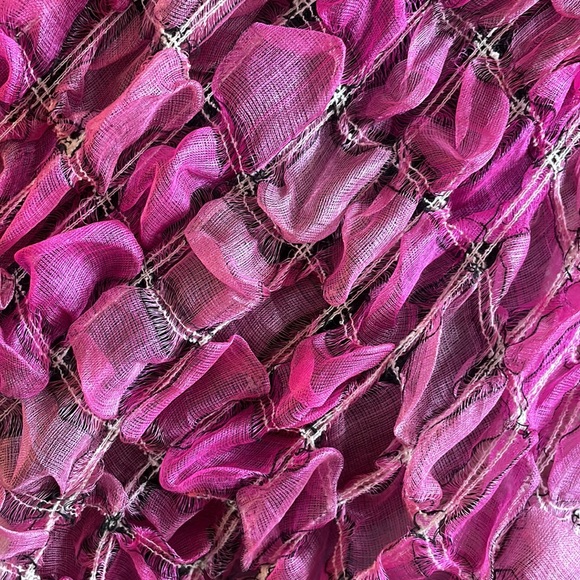 🪀Beautifully textured silk scarf🪀 - Picture 3 of 6